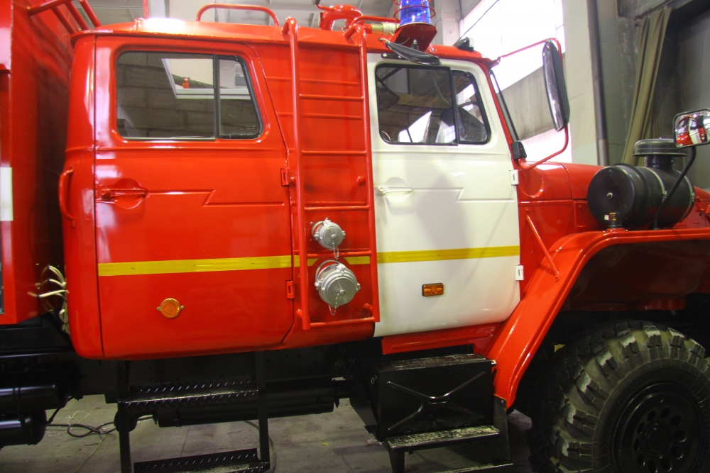 Урал 4320 пожарка салон